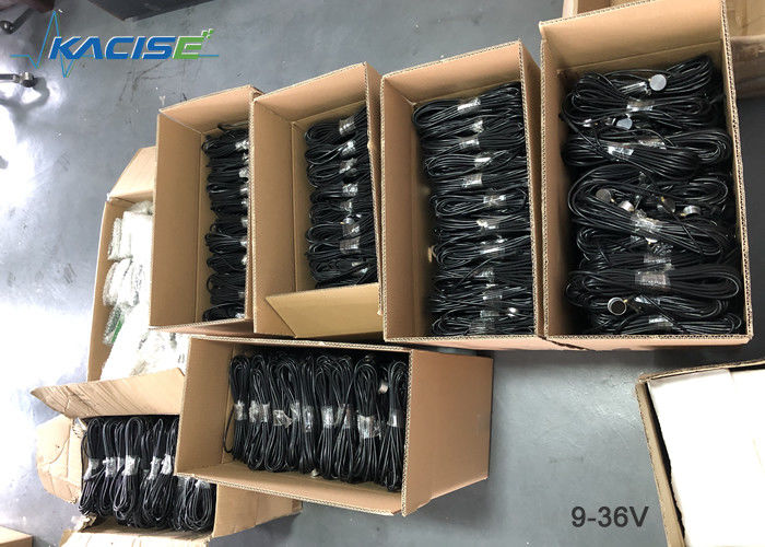 KUM2500C 超音波燃料レベルセンサー 4-20mA 出力 RS485 インターフェースと 9-36V ワイドボルト