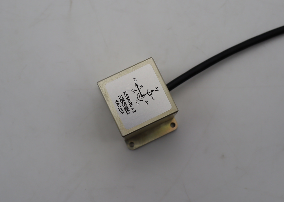 メムズ ロボットまたはカメラ安定化システム用ジロセンサー サイズ43x30.5x30.5mm 体重≤50g