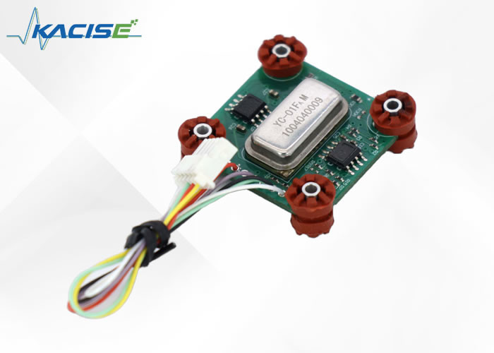 MEMS ワイド周波数帯付きクォーツ速率センサー