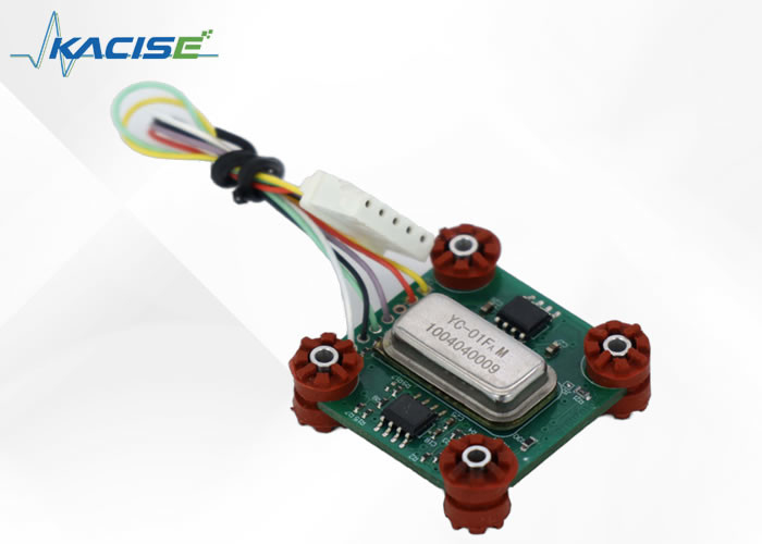 低電源 小型MEMSセンサー バンド幅<-3 DB> 50 Hz 振動生存10 グラム