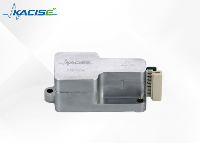 小型のクォーツMEMSジロスコープ バイアス校正 2.5 ± 0.045 Vdc