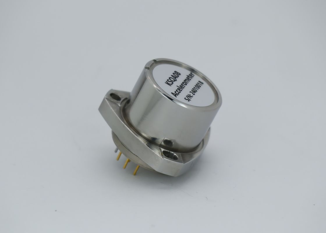 クォーツ・フレキシブル・アクセレロメーターセンサー 1μgの解像度と1.2~1.6mA/gのスケールファクターで, -45°C~+80°Cの動作温度