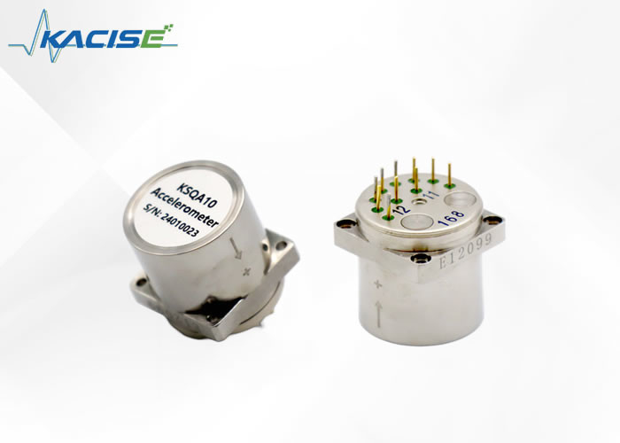スケールファクター1.2~1.6mA/g 温度感度 ≤30ppm/°C~≤80ppm/°Cのアクセラロメーターセンサー