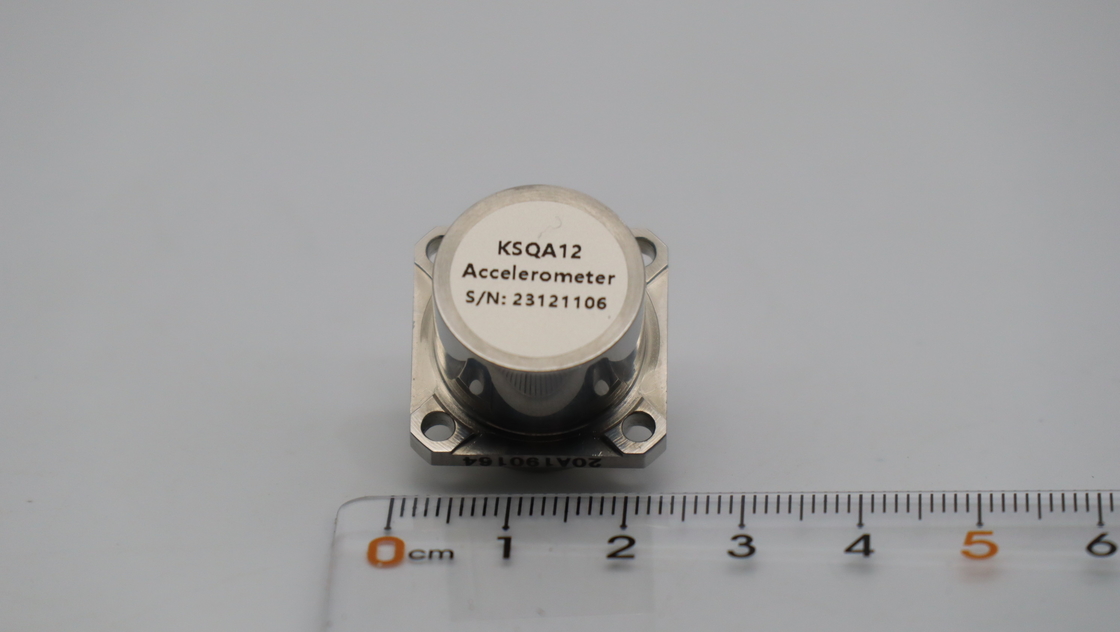 高速加速器センサー 電源電圧 ±12~±18V DC 及びスケールファクター0.6~1.3mA/g