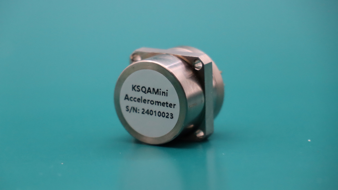 精度20gピークシナス2.3-3.5mA/gスケールファクター-55°C+130°C貯蔵温度