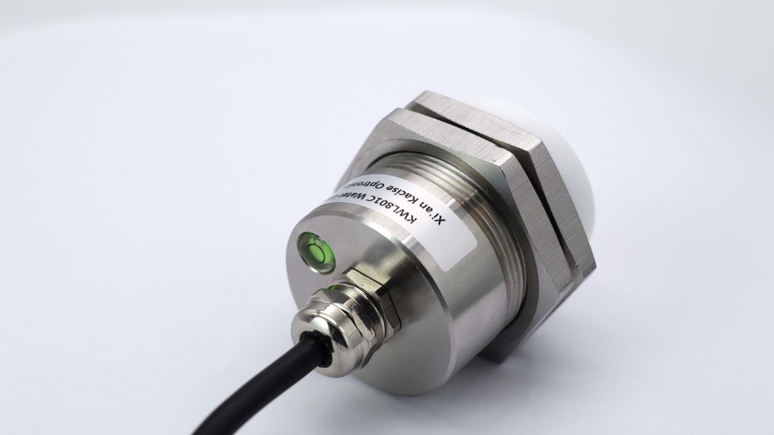IP68 耐水性 80GHz ラダーレベルトランスミッター 精度の高い距離測定のために ±2mm 正確さ