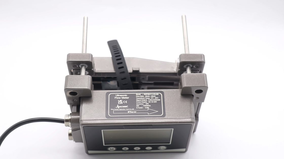 KUF100 超音波流量計 4-20mA 出力,工業用プラスチック素材,256*128 バックライト LCD ディスプレイ