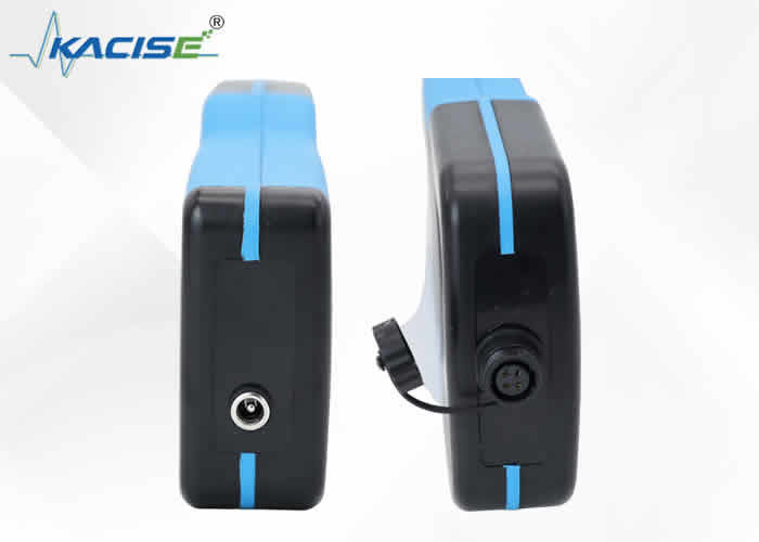IP65/IP67 保護グレード 携帯ドップラー流量計 データ貯蔵機能と12V リチャージ可能なリチウム電池