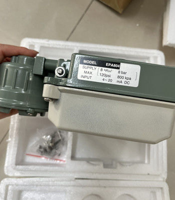 KOSO EPA804-L10 バルブポジショナー 4-20 mA DC 入力 120 Psi エア供給、アングルトラベルシリーズ用