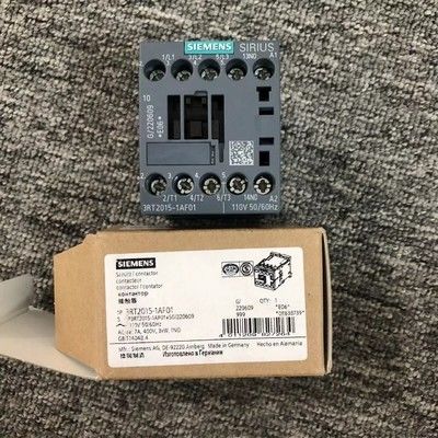 シメンス 3RT2015-1AF01 7 A 定電流と 110 V AC コイル電圧の3極電源コンタクタ