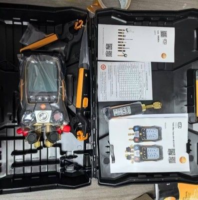 testo 557s スマート真空キット ホース付き - ワイヤレス真空とワイヤレス温度探査器と4つのホースセットのスマートデジタルマニホールド
