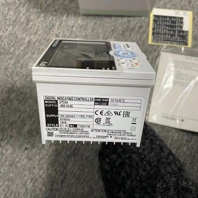 UT35A デジタル温度コントローラ 14 段のカラーLCD,梯子配列制御,イーサネット通信