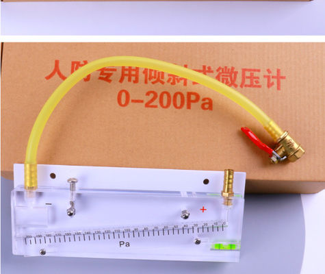 傾斜管マノメーター 0〜200 Pa の範囲 ±0.5% の火災工学用精度を持つ負圧計