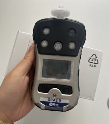 MicroRAE PGM-2600 ワイヤレス 4 ガス安全モニター、リアルタイム GPS 追跡およびマンダウンアラーム付き