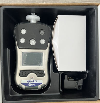 MicroRAE PGM-2600 ワイヤレス 4 ガス安全モニター、リアルタイム GPS 追跡およびマンダウンアラーム付き