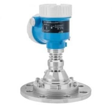 E+H FMR62B レーダー レベル センサー、測定距離 80 M、プロセス温度 -40 ～ +200 °C、精度 +/- 1 Mm