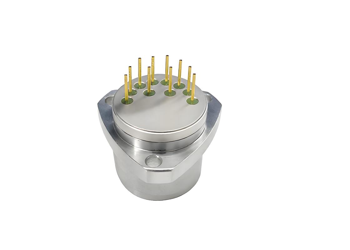 広範囲な負荷抵抗を持つ水晶フレキシブル加速度センサー、三角精密取り付けフランジ、バイアス安定性≤100μg