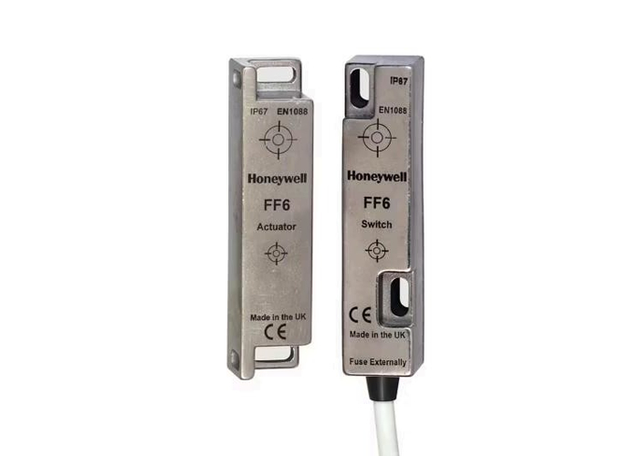 Honeywell FF6 Series Safety Switch with 10 mm Sensing Distance Up to 2 A and IP67 Rating for Machine Guarding