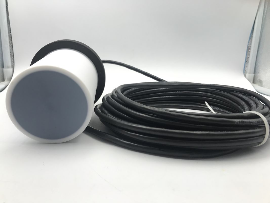 IP68 防水超音波センサー PTFE ハウジング素材とレベル測定のための0.5〜12m範囲